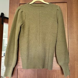 Army Green cozy sweater! Size small